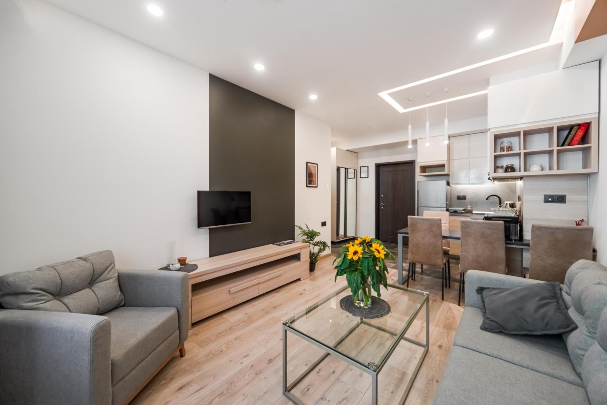 Thames Apartment By Downtown Inn, City Center Erivan Dış mekan fotoğraf