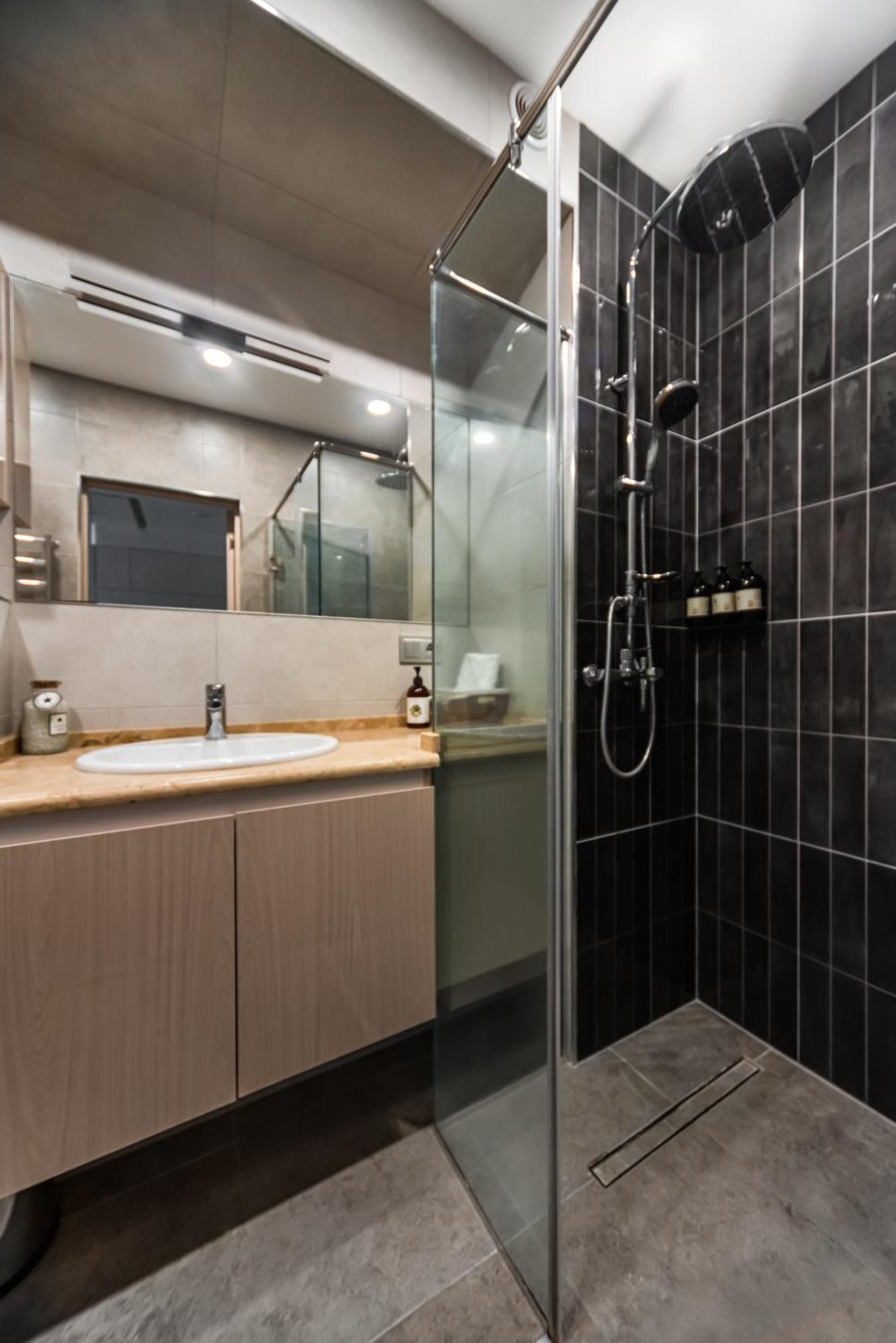 Thames Apartment By Downtown Inn, City Center Erivan Dış mekan fotoğraf