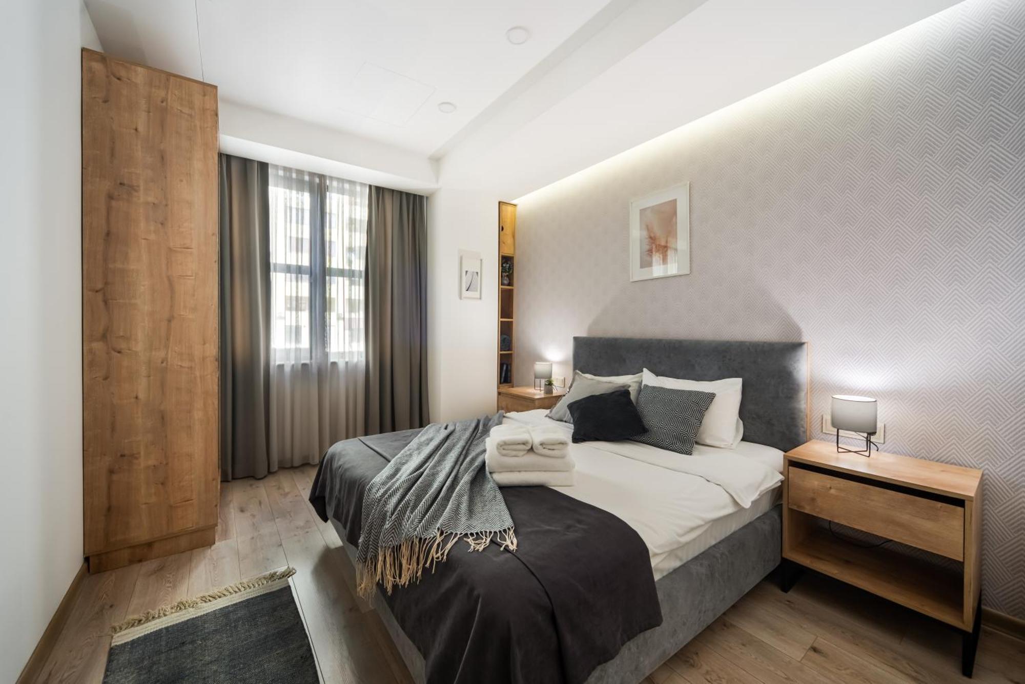 Thames Apartment By Downtown Inn, City Center Erivan Dış mekan fotoğraf